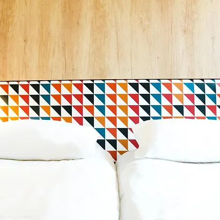 Ibis Styles Centre Paul Doumer Hotel 3*