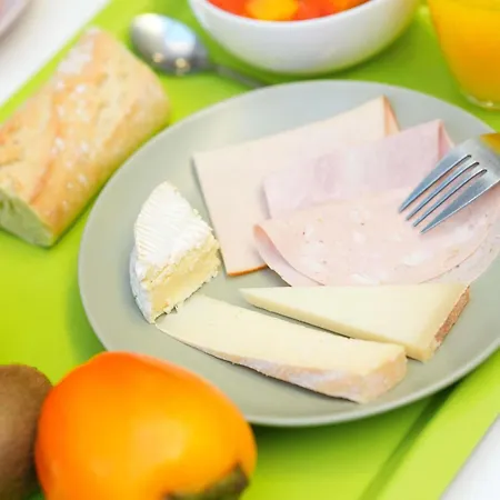 Ibis Styles Centre Historique Отель