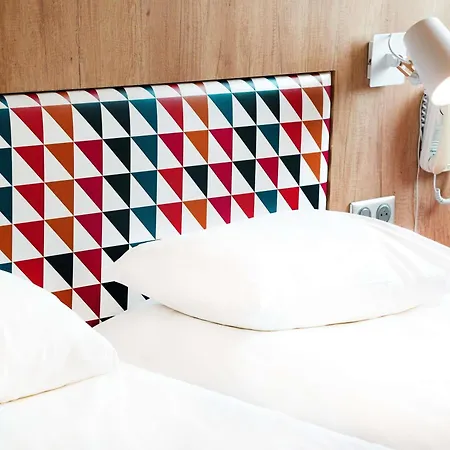 Отель Ibis Styles Centre Historique 3*