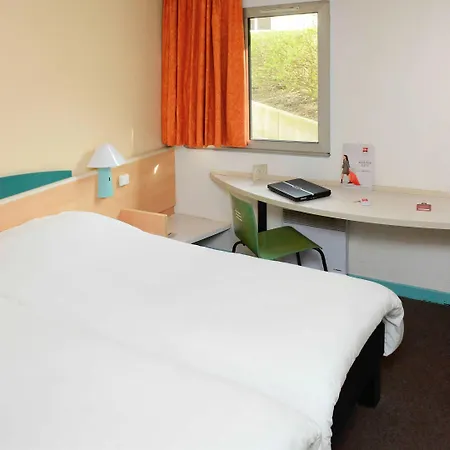 Ibis Styles Centre Paul Doumer 3*