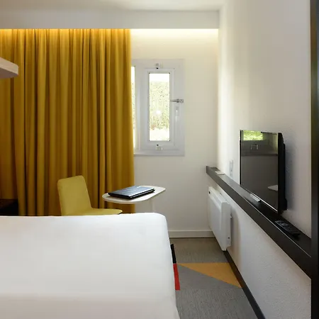 Ibis Styles Centre Paul Doumer