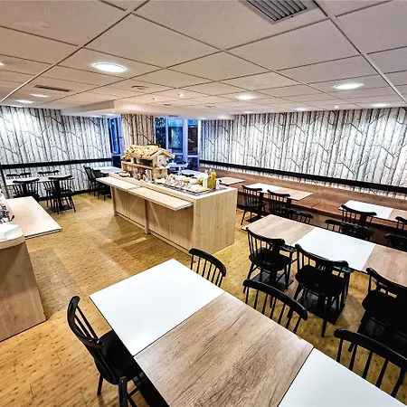 Ibis Styles Centre Historique Отель