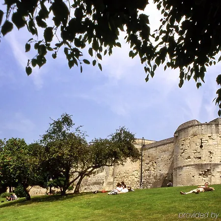 Ibis Styles Centre Paul Doumer Hotel