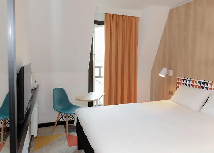 Ibis Styles Centre Historique Hotell 3*