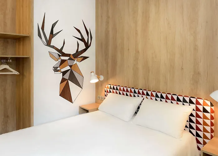 Ibis Styles Centre Historique Отель